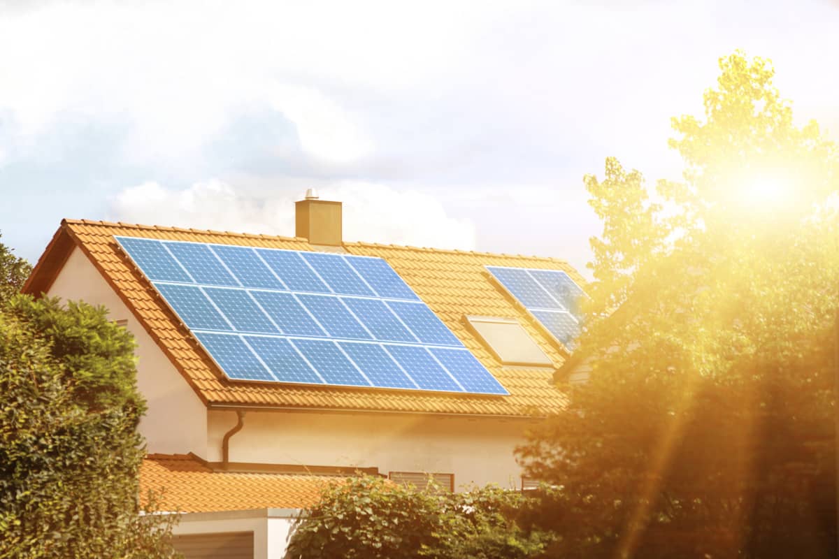 Por qué invertir en paneles solares para casa.