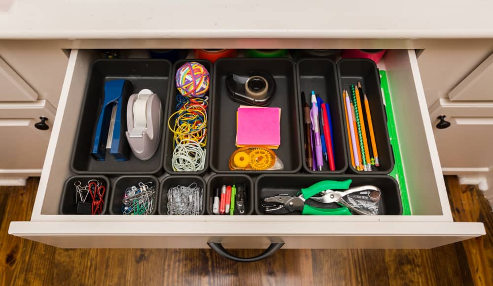 cómo organizar el escritorio y el cajón